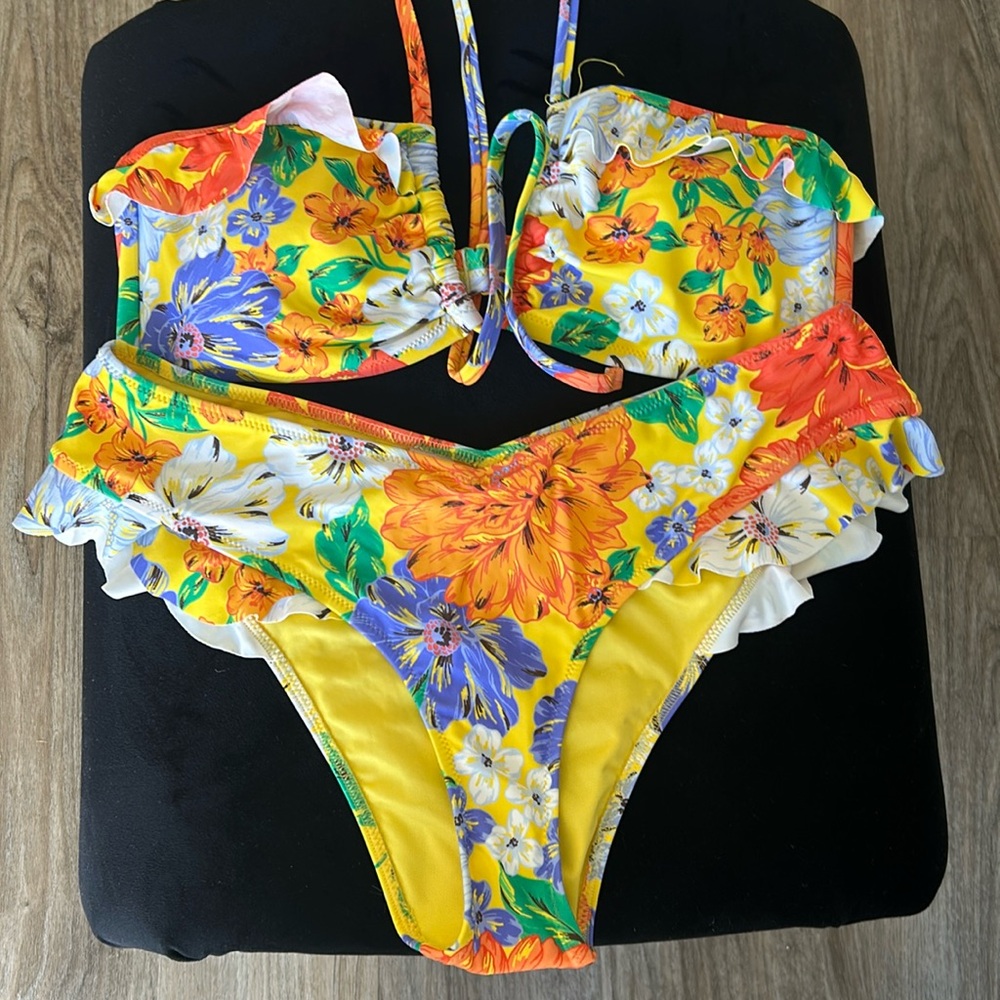 NWT Aerie Flower Swimsuit